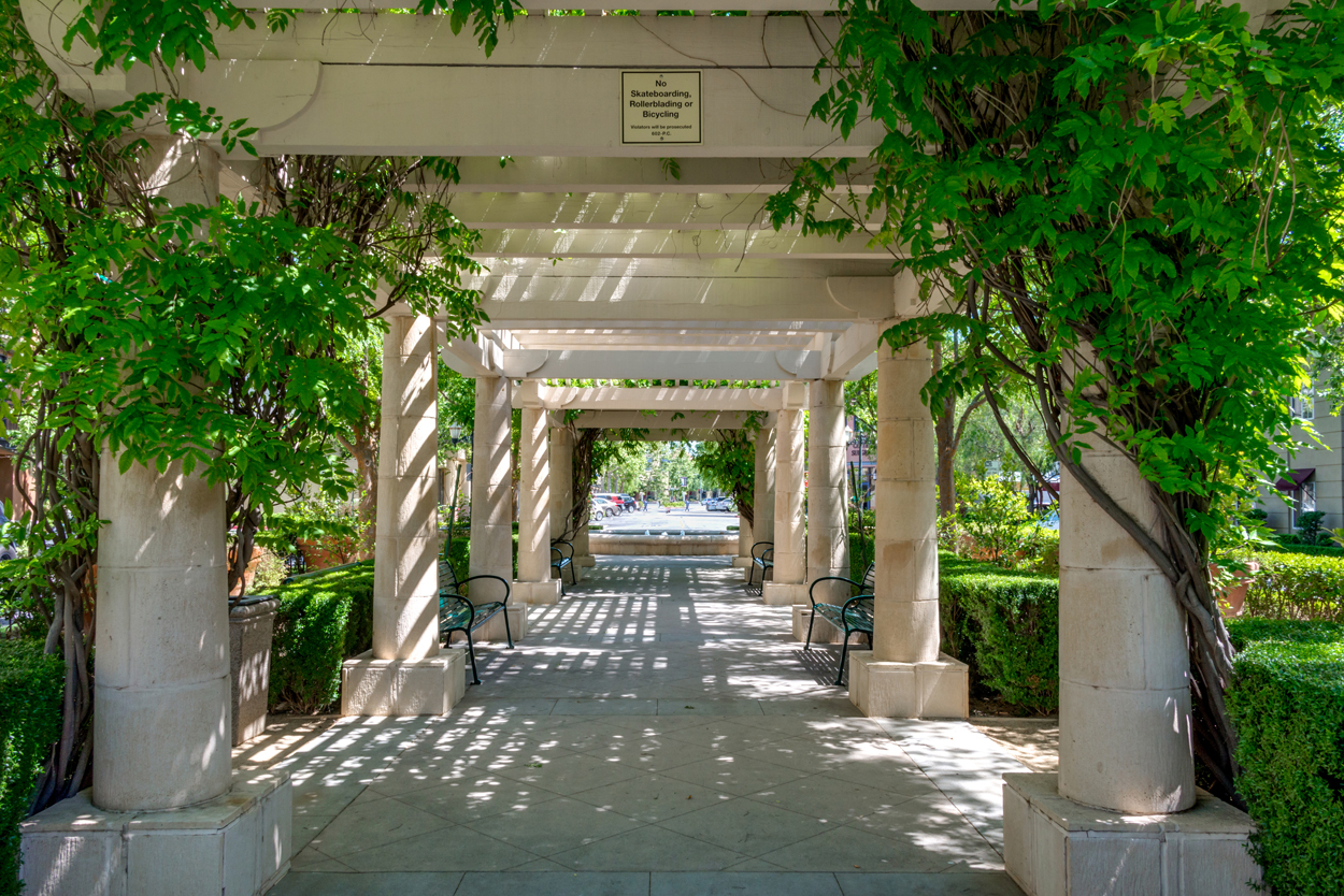 The Madison at Town Center Luxury Valencia Apartments